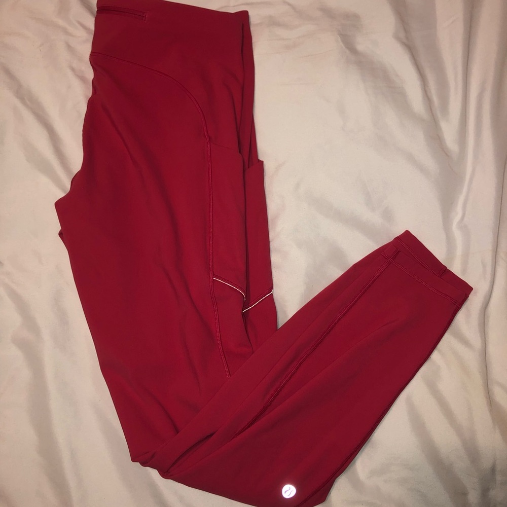 Lululemon speed up tight
